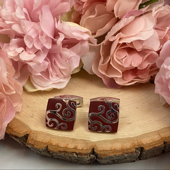 Elegant Coffee and Silver Square Cufflinks - Picture 5 of 16